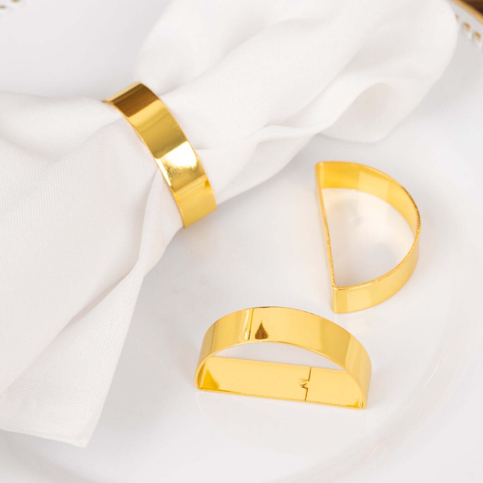 4 Pack 2" Shiny Gold Metal Semicircle Napkin Rings, D-Shaped Serviette Buckle Napkin Holders Napkins HIER_2480