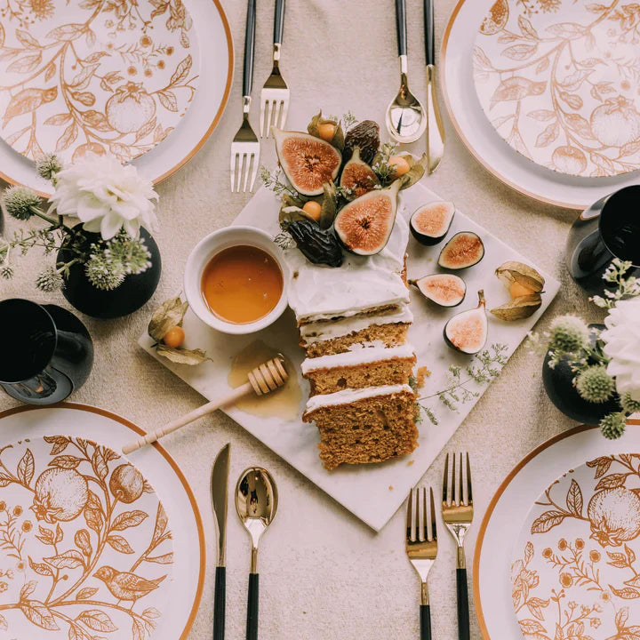 Rimonim Design Round Plastic Plates - Rimonim