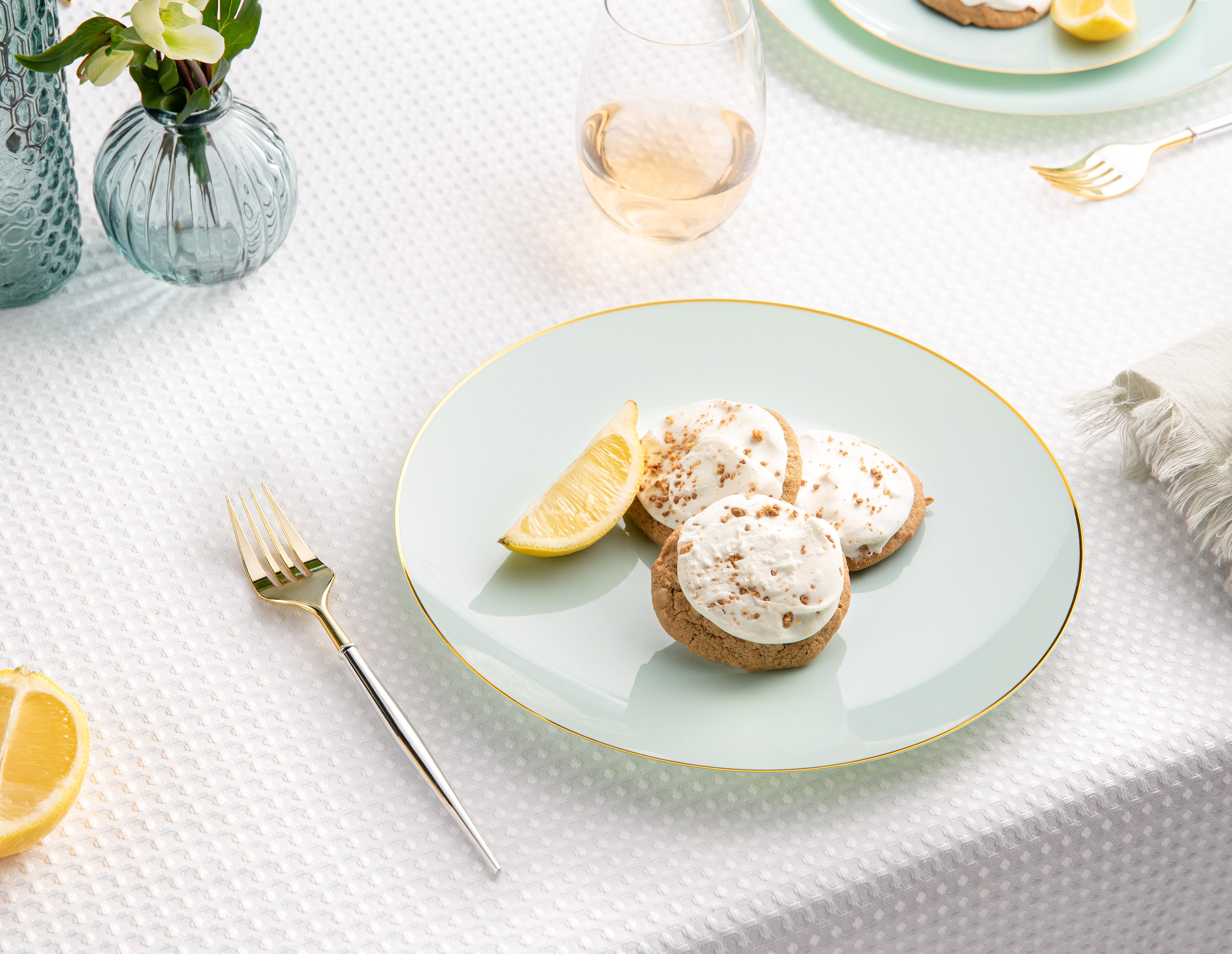 Turquoise and Gold Round Plastic Plates - Organic