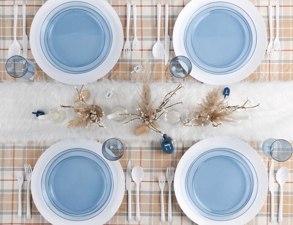 Transparent Blue Round Plastic Plates (10 Pack) - Sharp